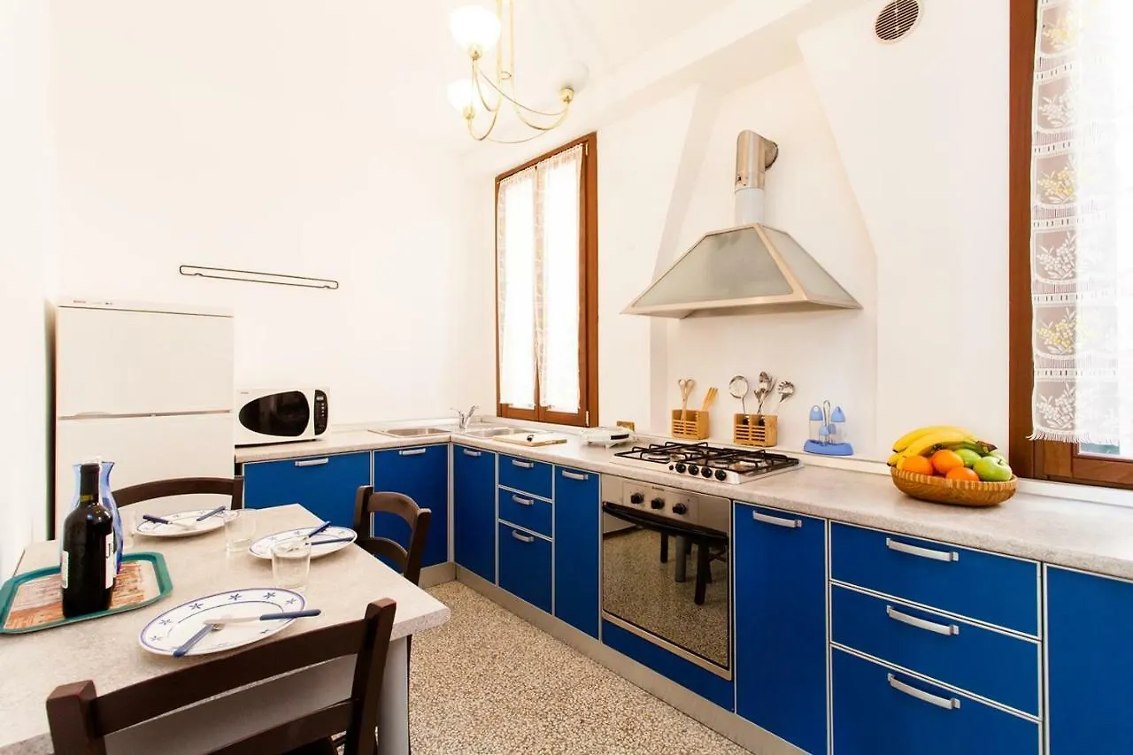 Prince Apartments Venezia 0*,  Italia