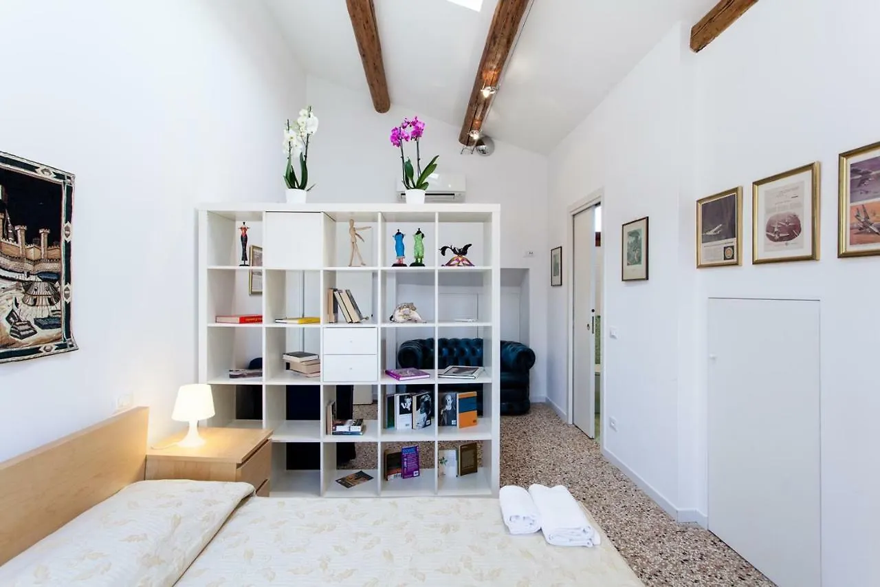 Prince Apartments Venice Italy