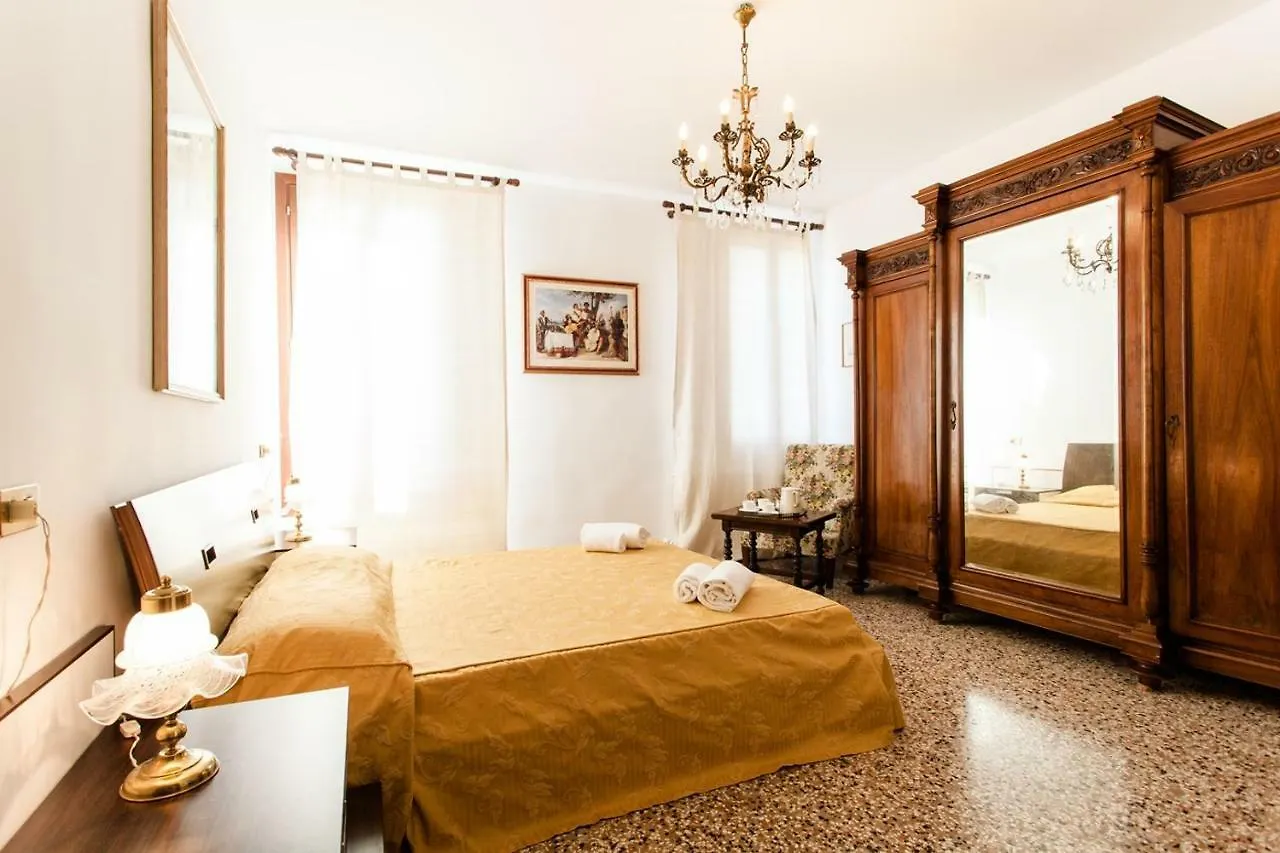 Prince Apartments Venecia