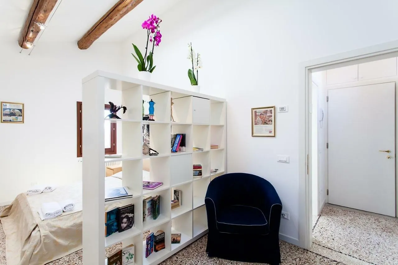 Prince Apartments Venecia Italia